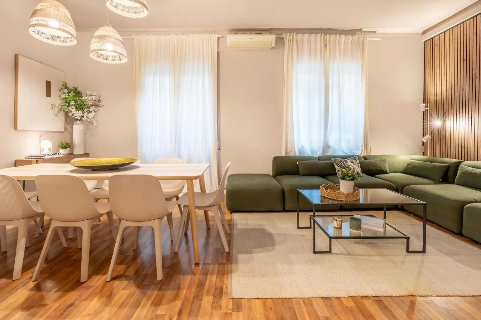 Sagrada Familia Secret Apartment Barcelona