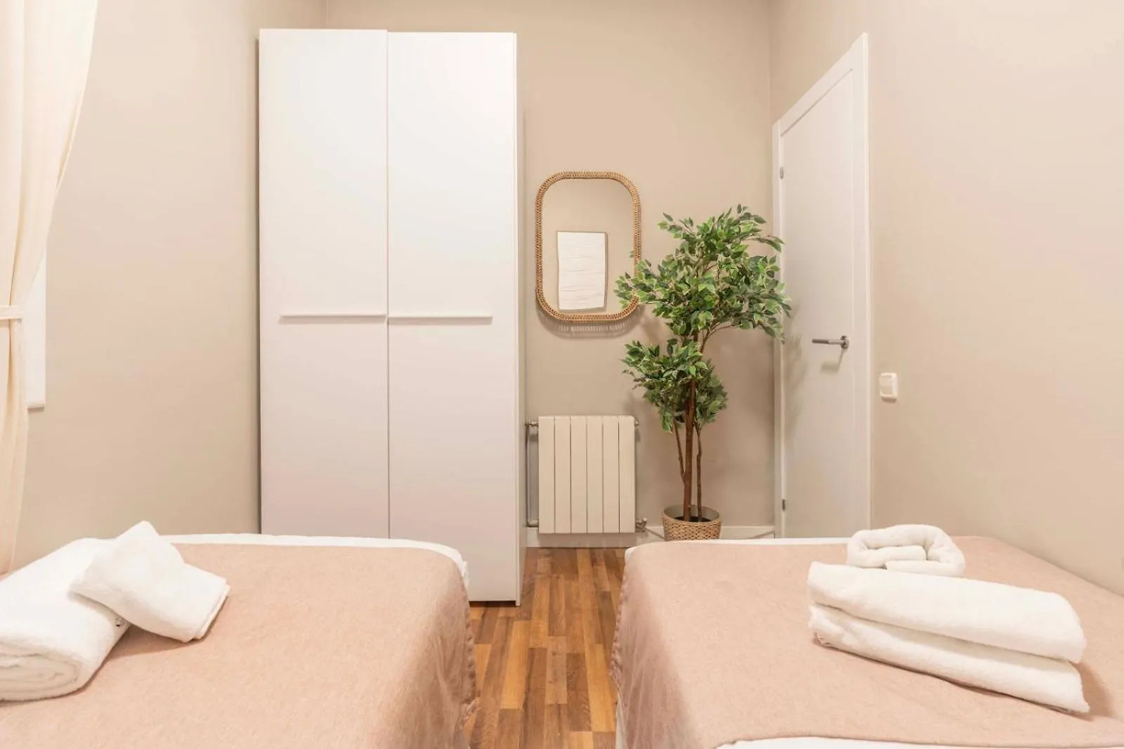 Sagrada Familia Secret Apartment Barcelona 0*,